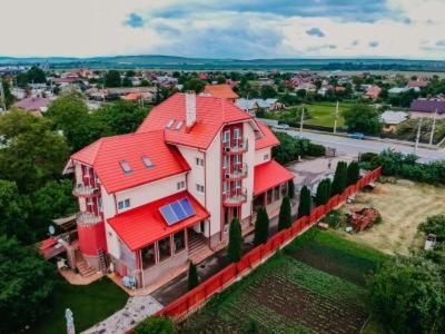 Pensiunea Octogon Piatra Neamţ Exteriér fotografie