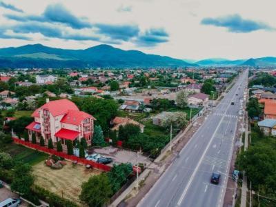 Pensiunea Octogon Piatra Neamţ Exteriér fotografie